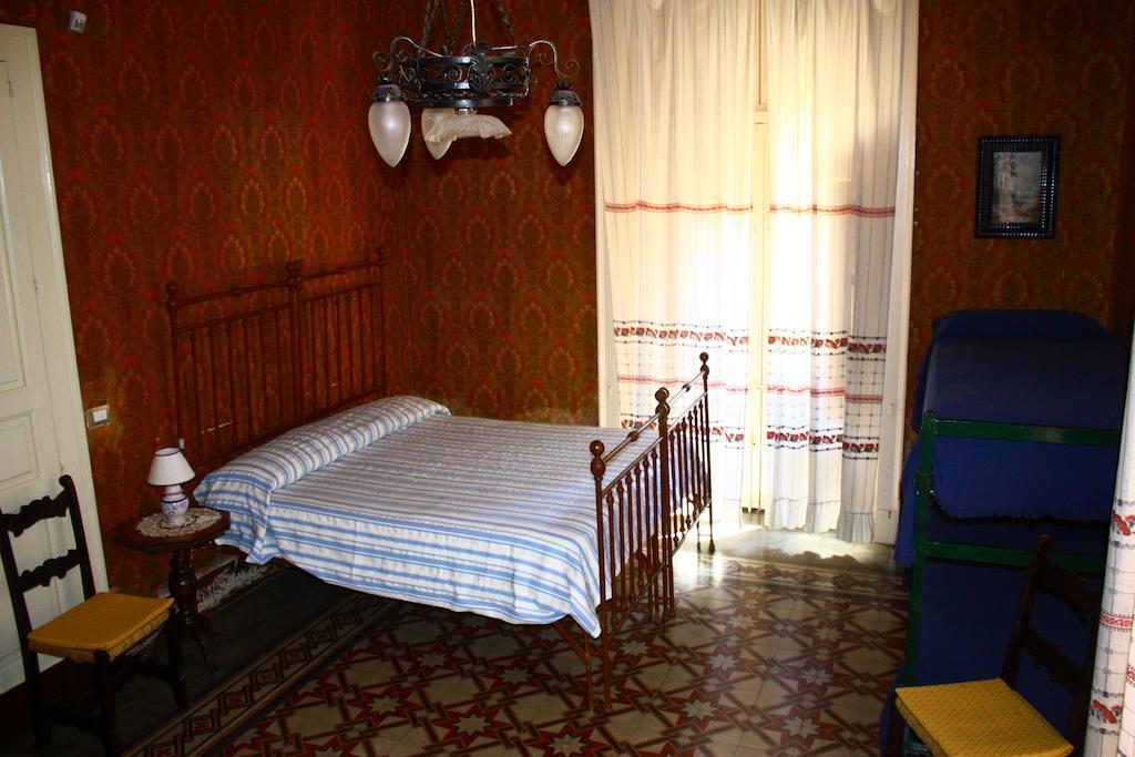 B&B Sotto I Pini Zafferana Etnea Quarto foto